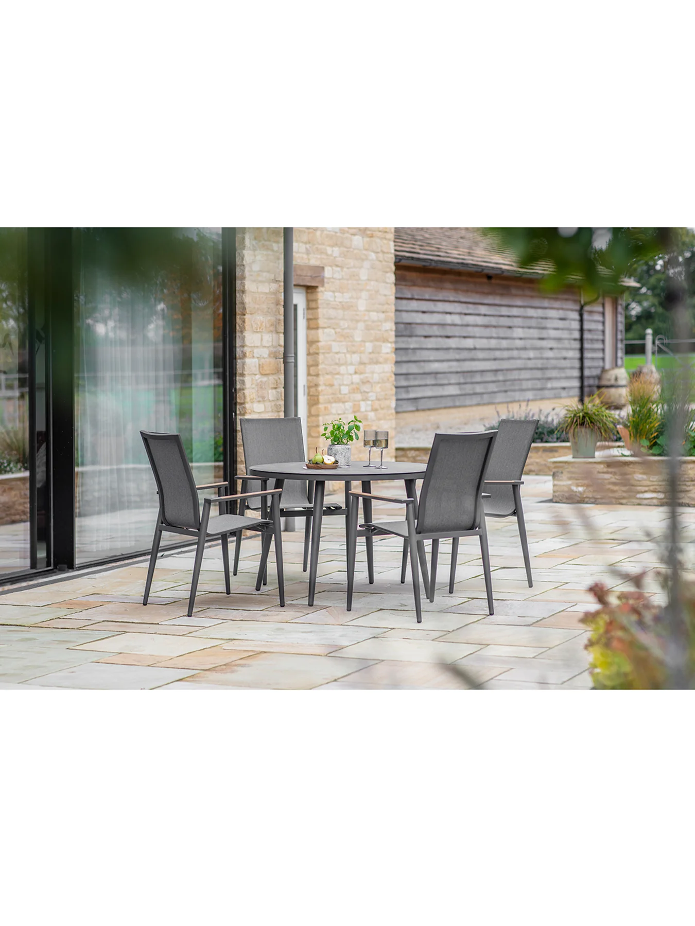 Sofia 4 Seat Garden Dining Set Anthracite - Image 4