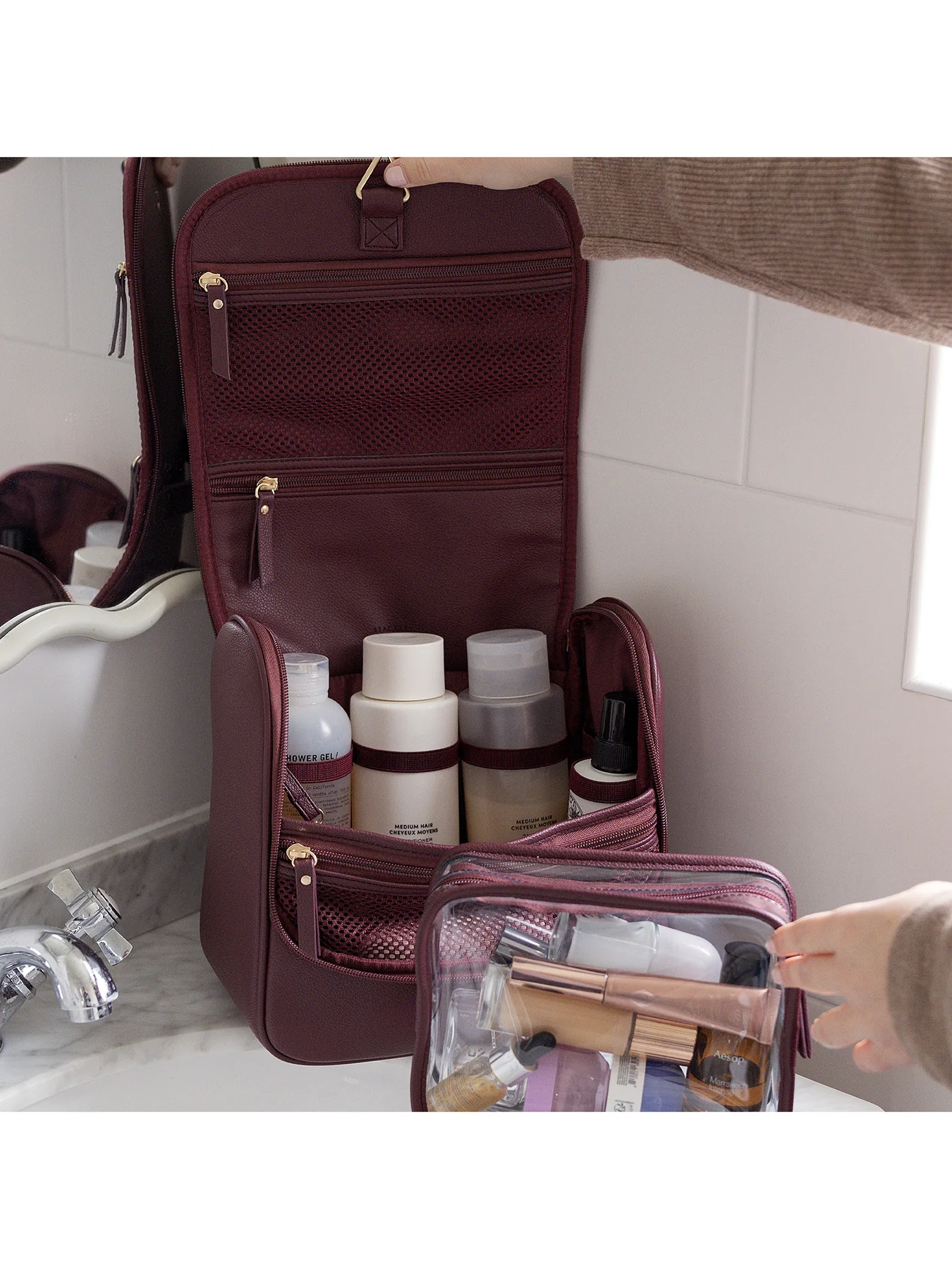 Hanging Wash Bag Large Blush - Image 10