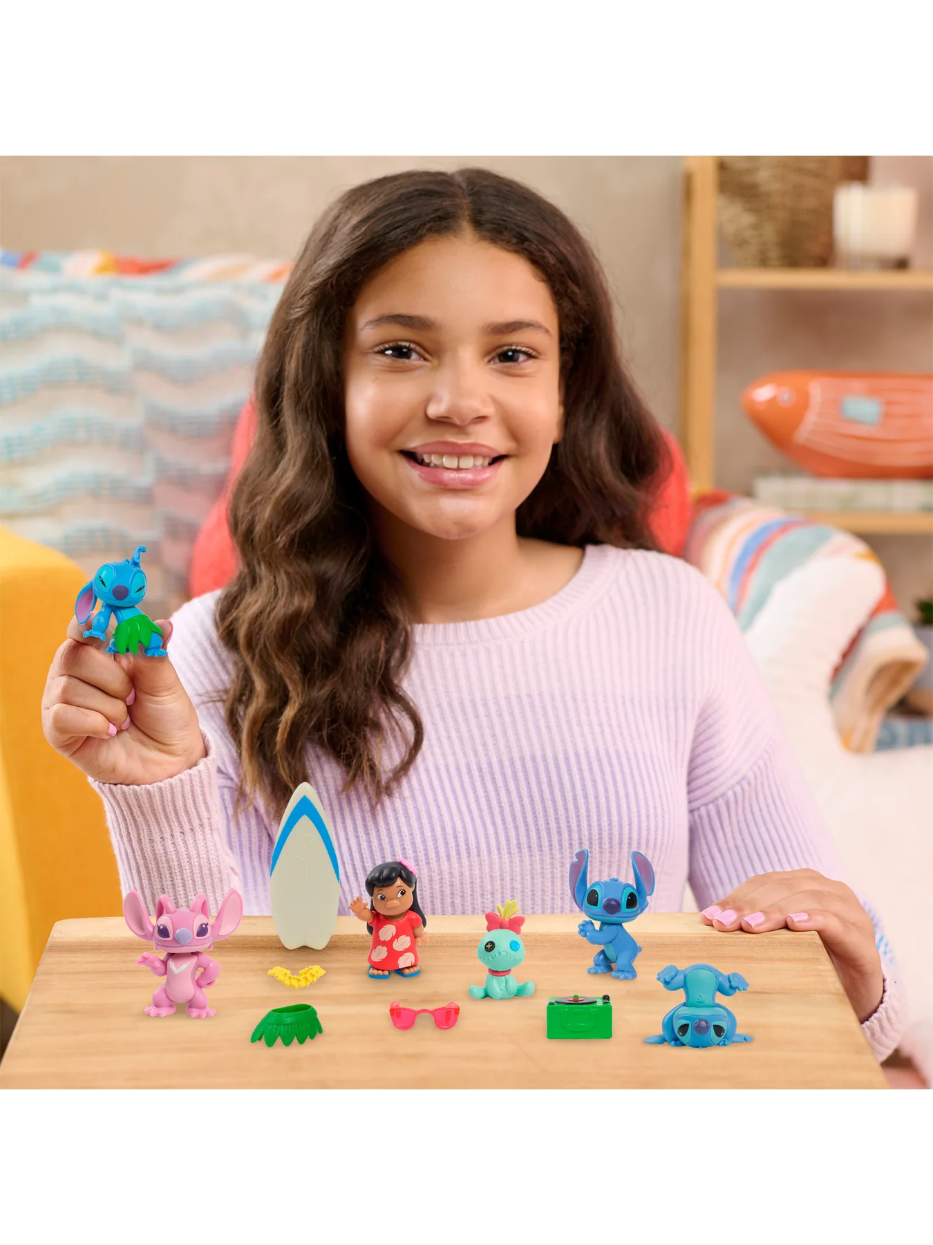 Stitch Collectible Figure Set - Image 3