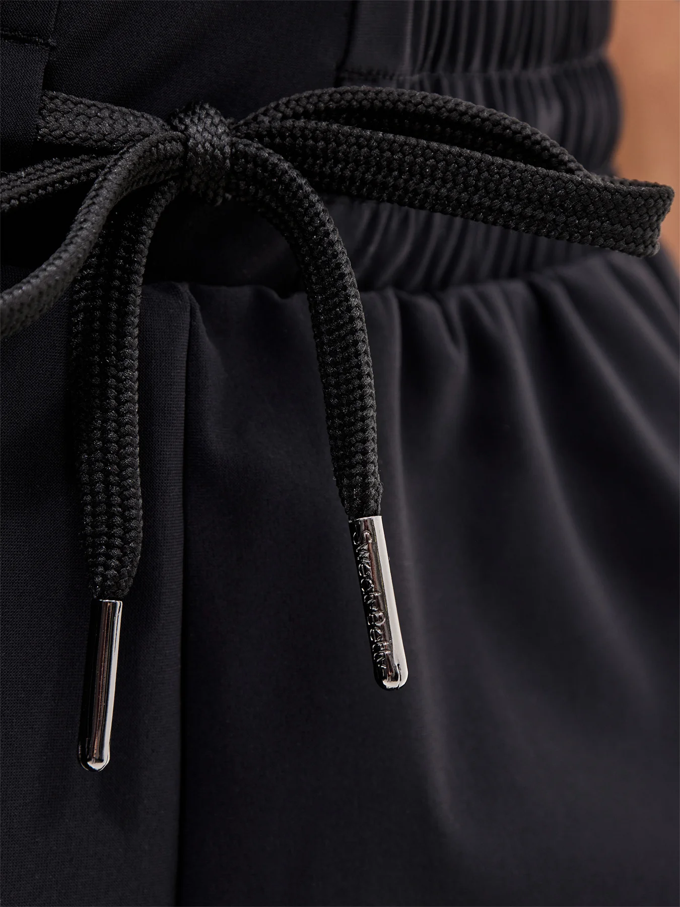 Explorer Track Piped Short Black - Image 3