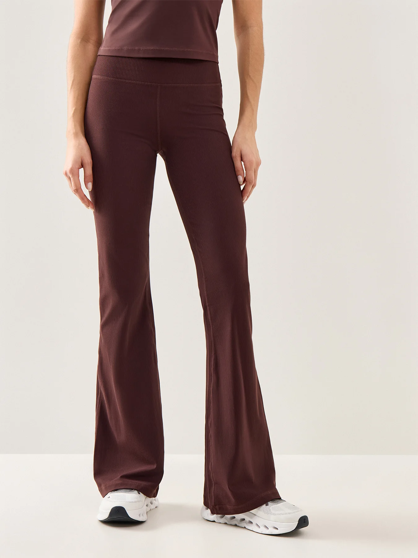 Glow Flex Rib Flare Trousers Brown - Image 4