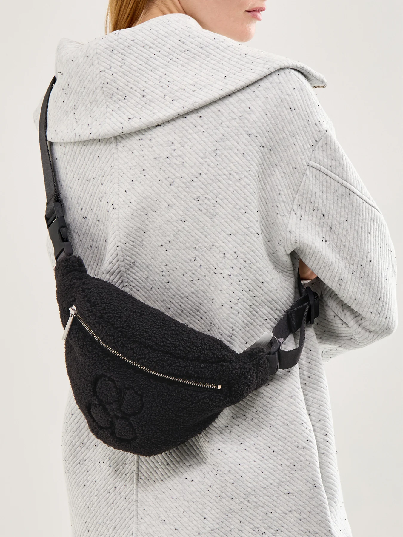 Sherpa Bumbag Black - Image 2