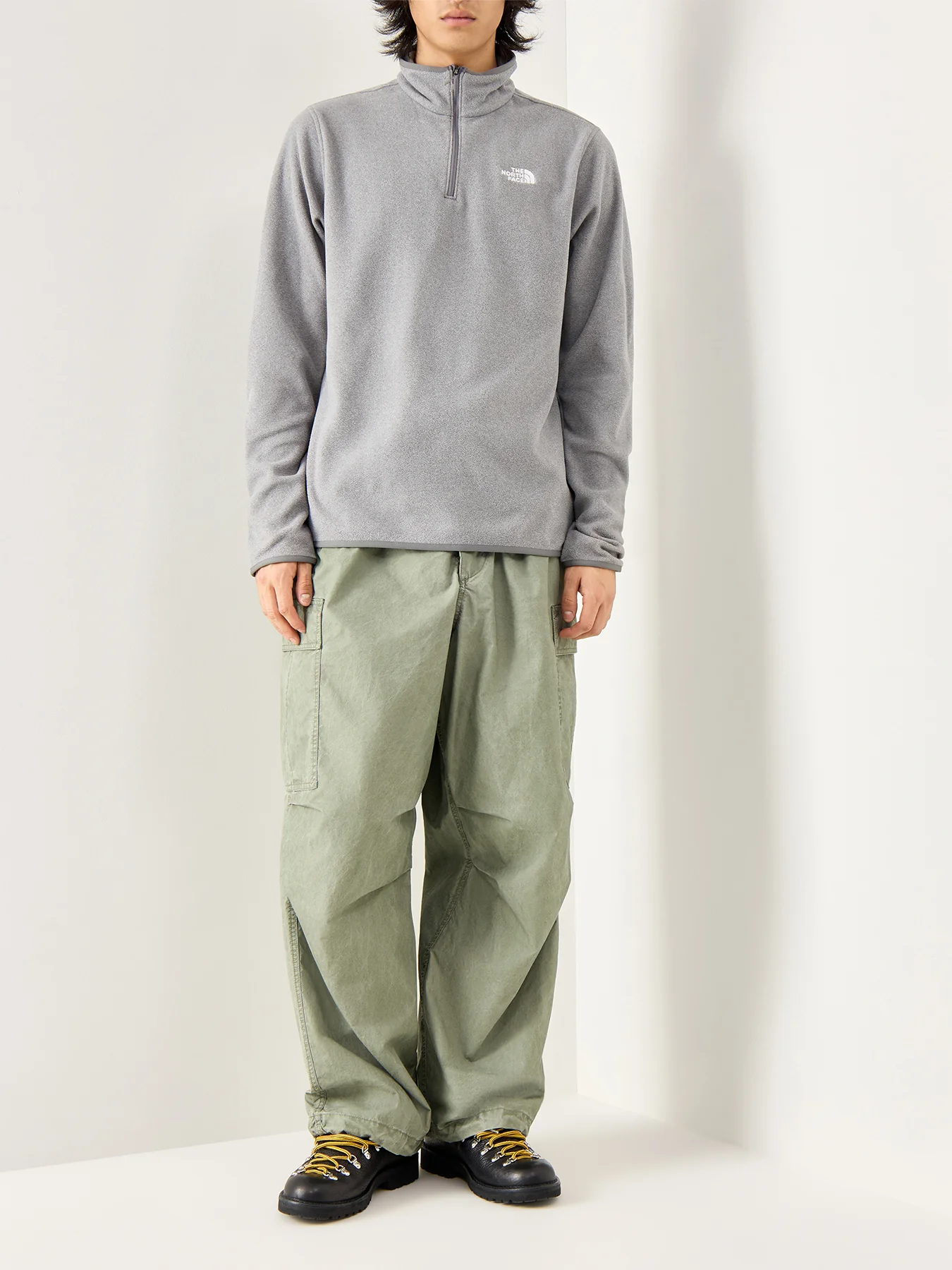 Glacier Quarter Zip Fleece Grey - Image 2