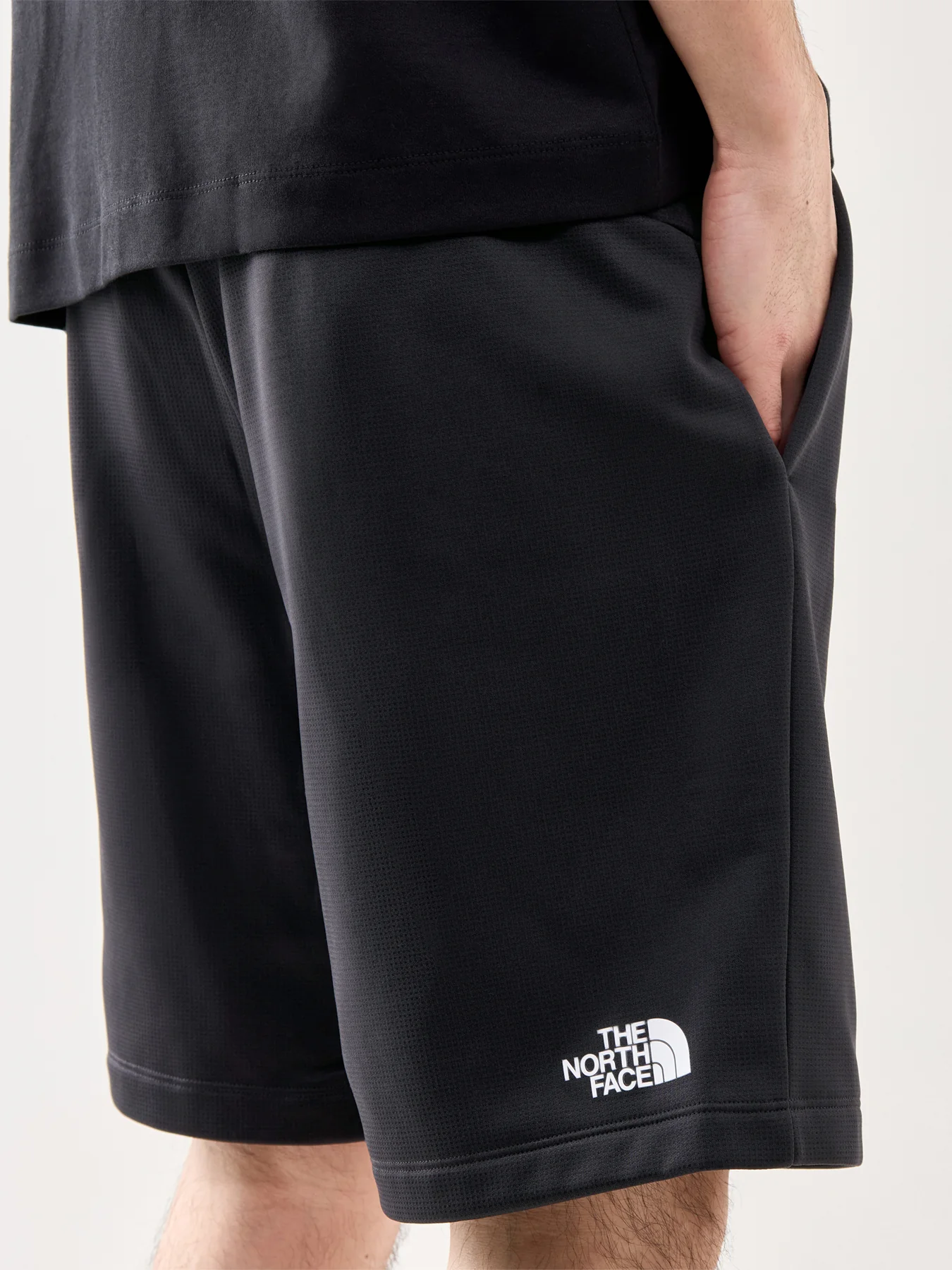 Reaxion 2.0 Shorts Black - Image 3