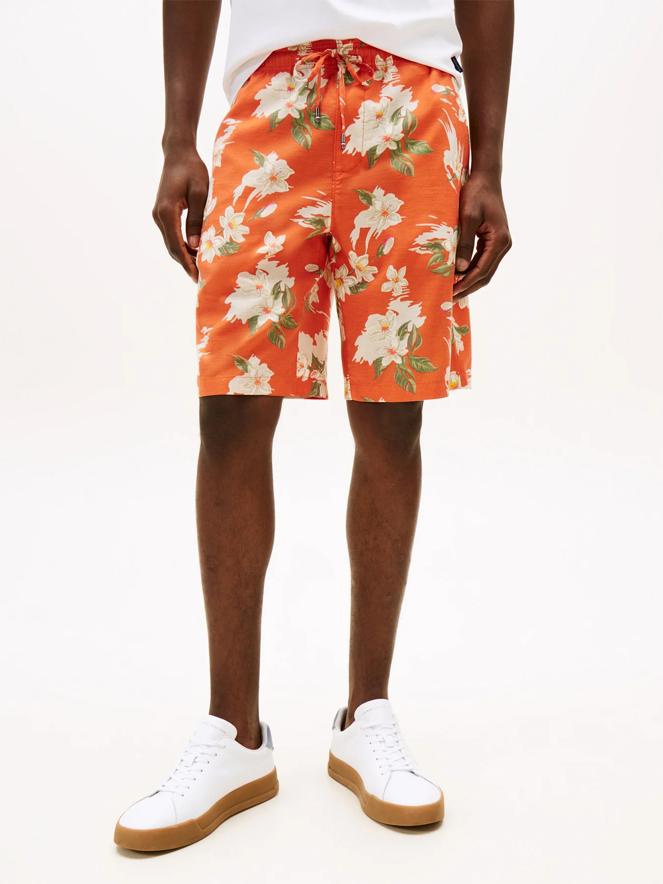 Mercer Floral Print Relaxed Shorts - Image 2