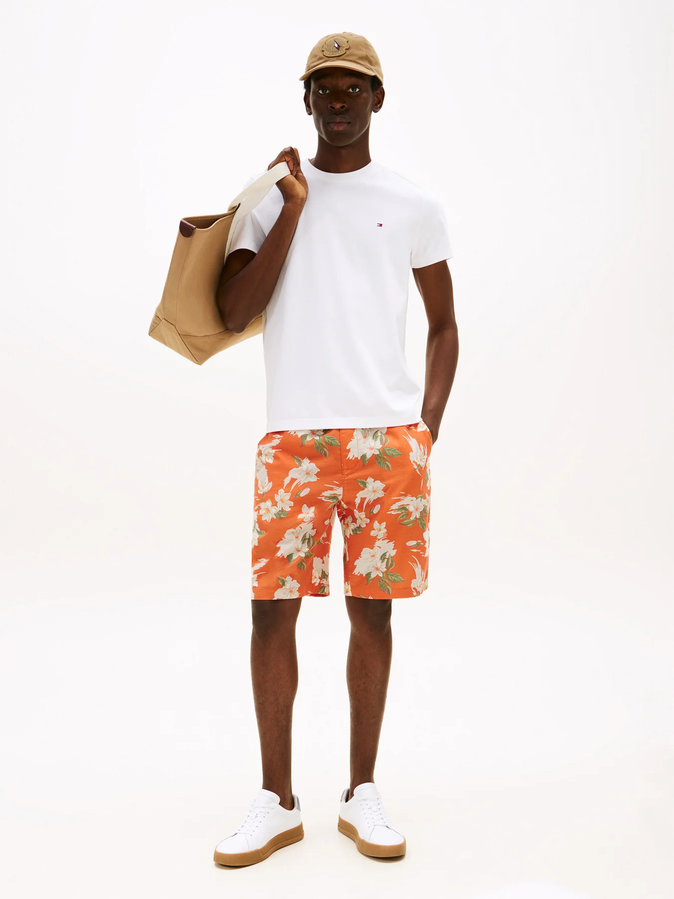 Mercer Floral Print Relaxed Shorts - Image 4