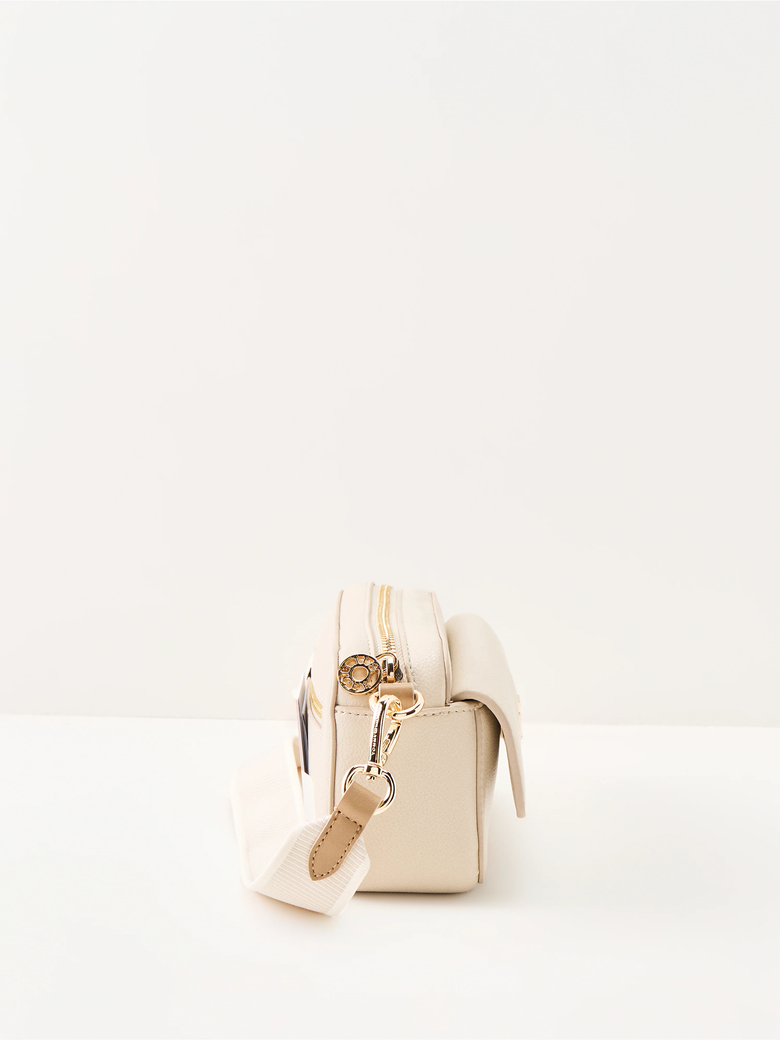 TH Distinct Camera Bag Beige - Image 4