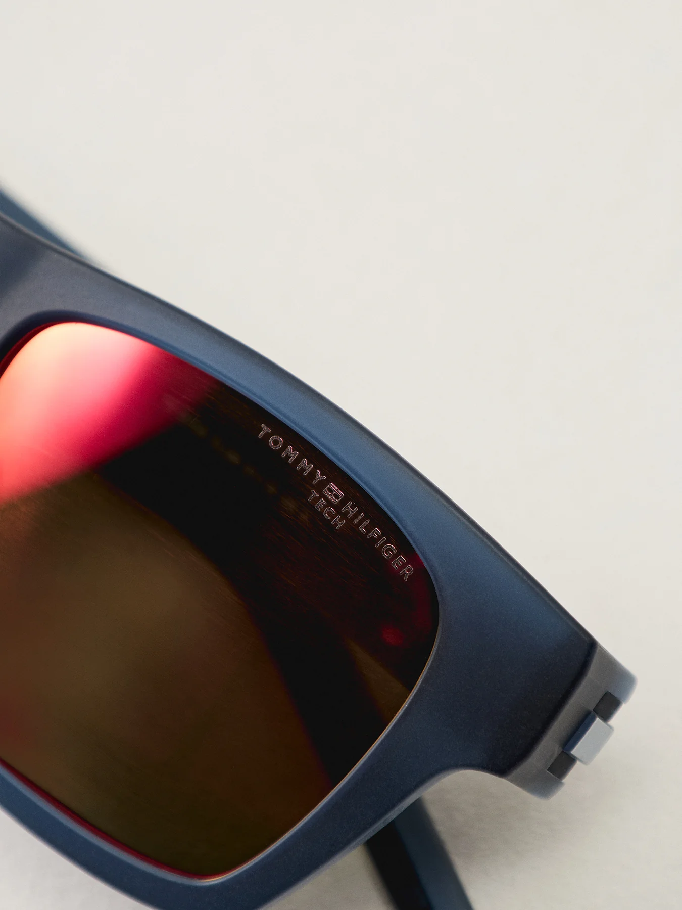 1975S Mens Rectangular Mirrored Sunglasses - Image 3