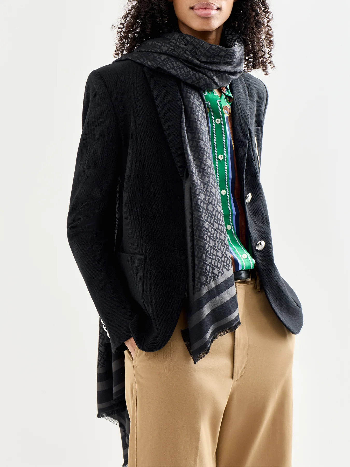 Monogram Scarf Black - Image 2