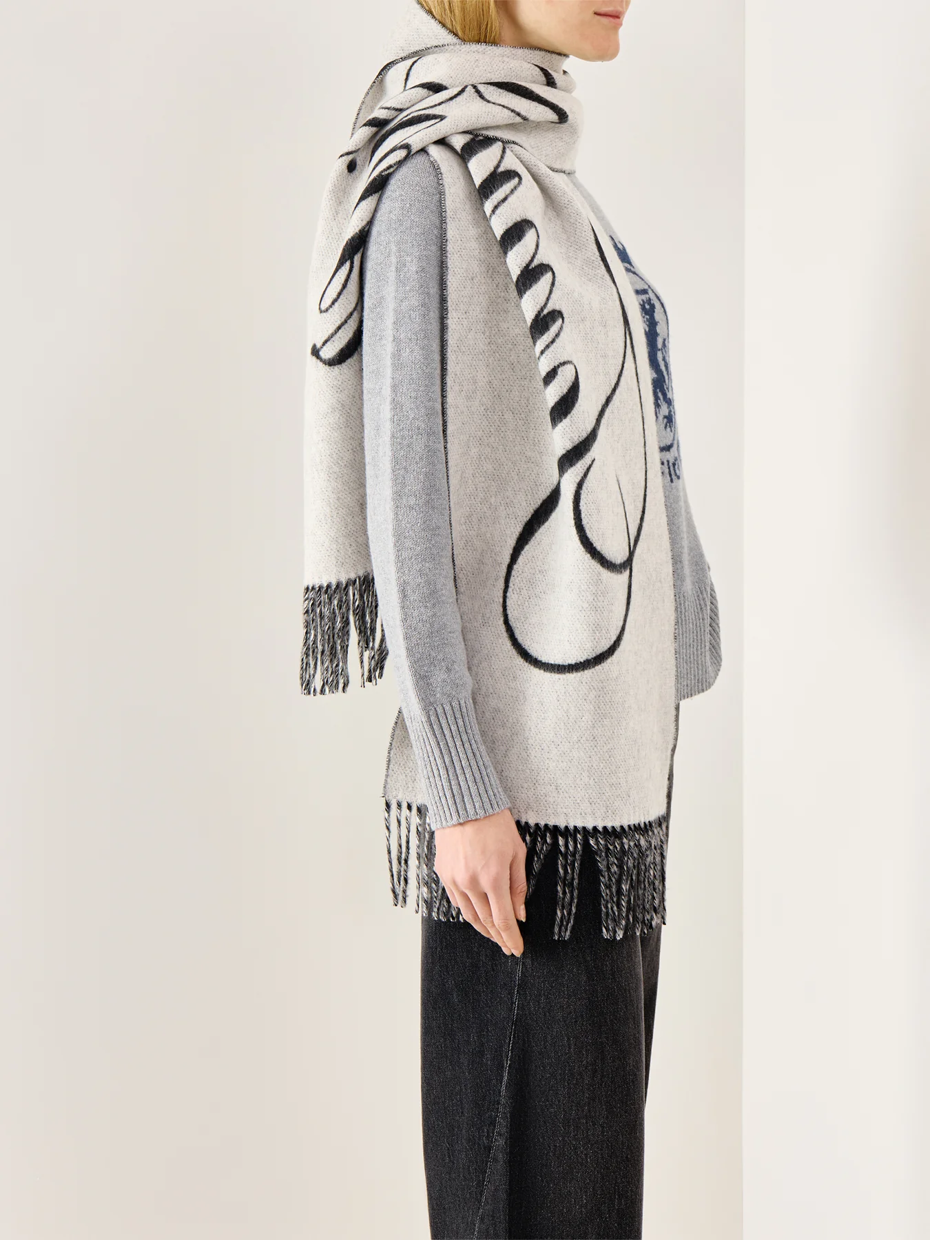 Script Logo Soft Knit Scarf Black - Image 2