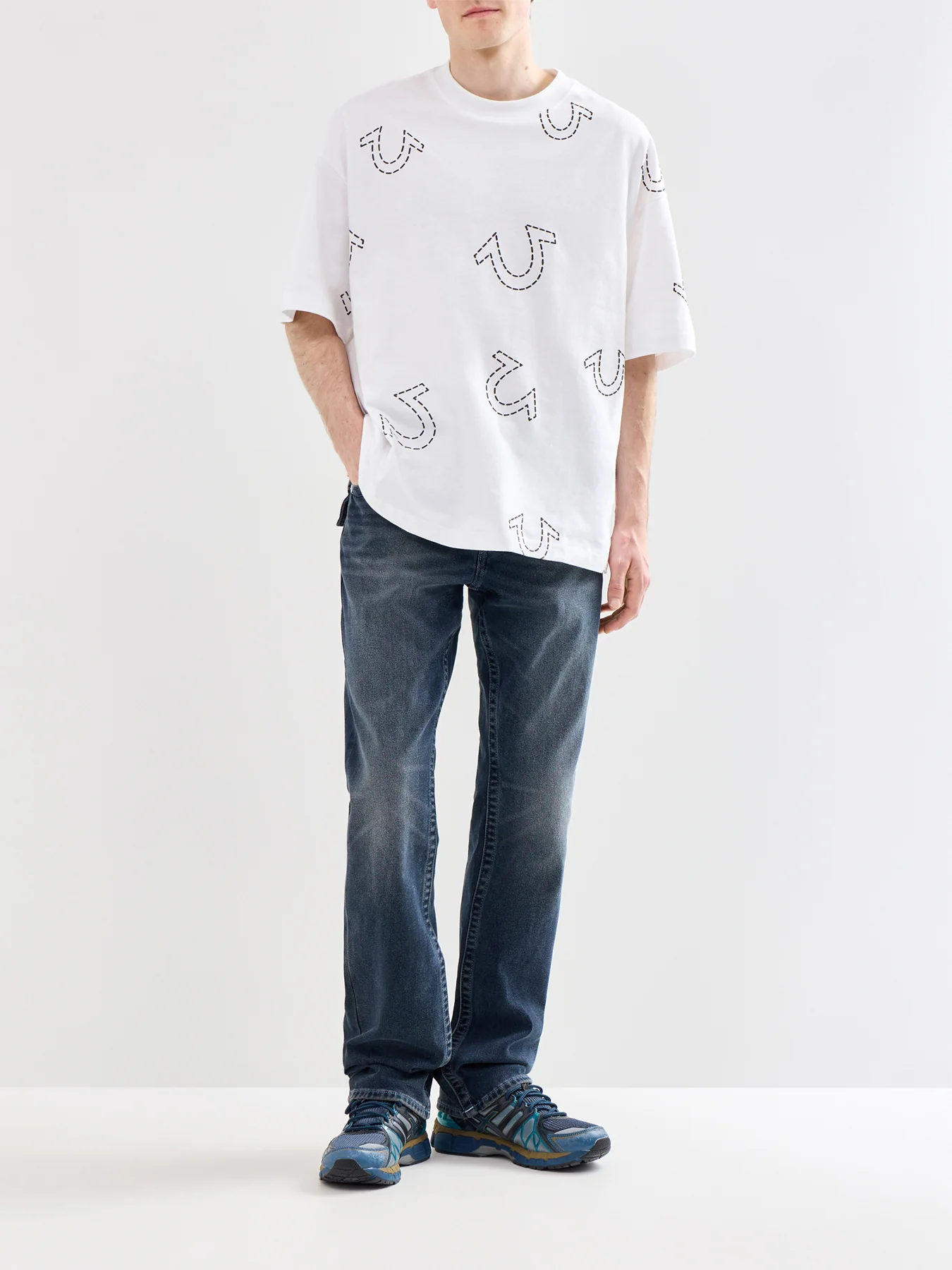 Oversized Graphic T-Shirt White - Image 2