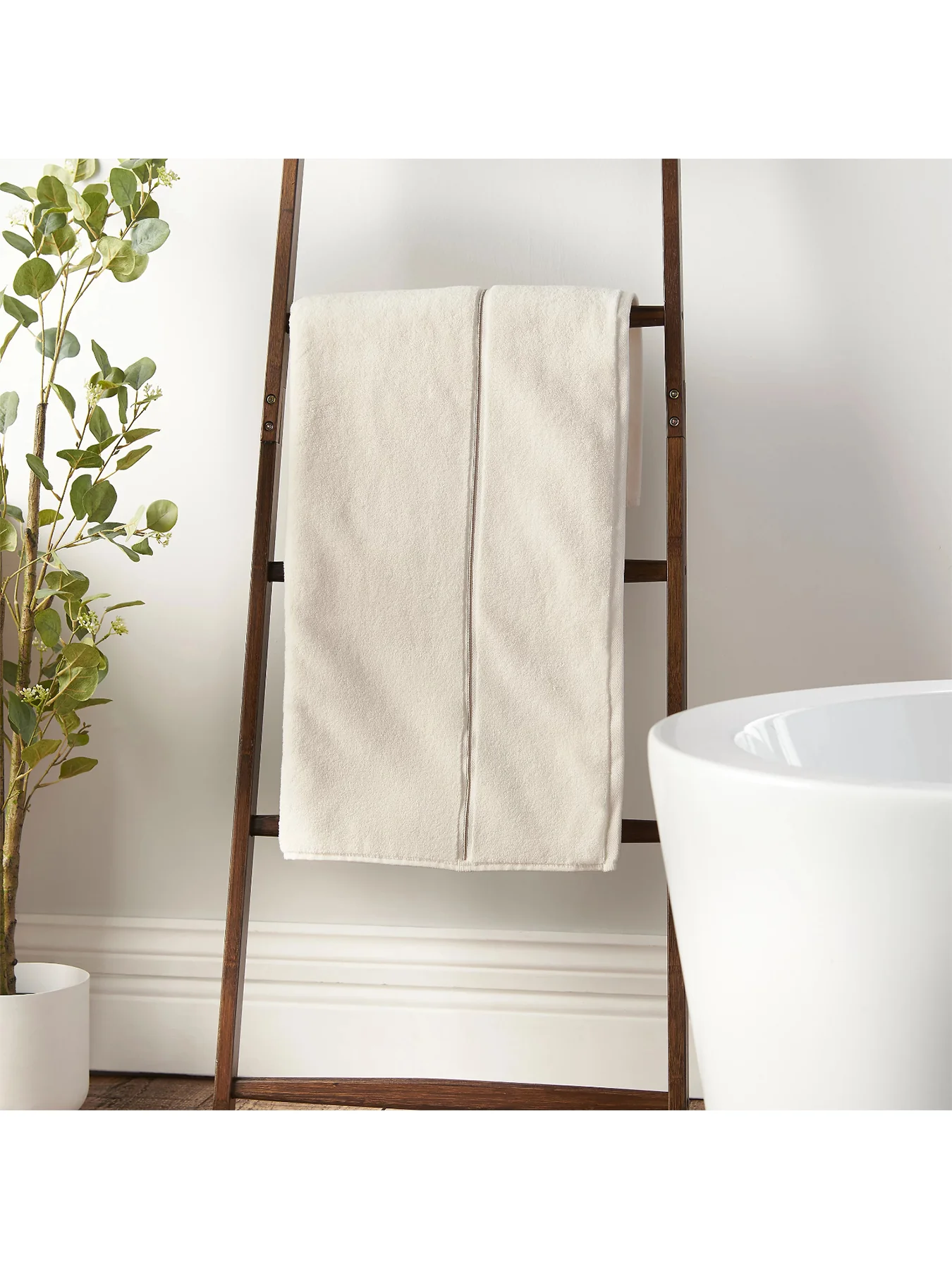 Zero Twist Satin Stitch Cotton Bath Sheet Natural - Image 2