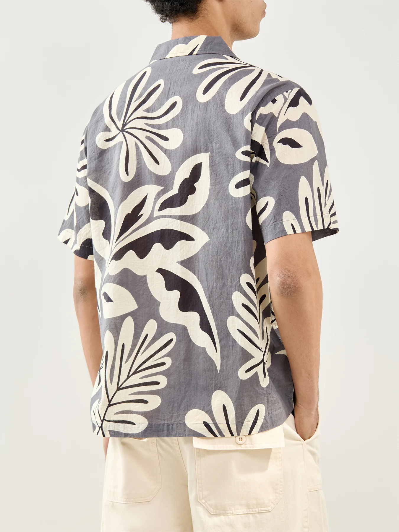 Road Short Sleeve Shirt Grey - Image 5