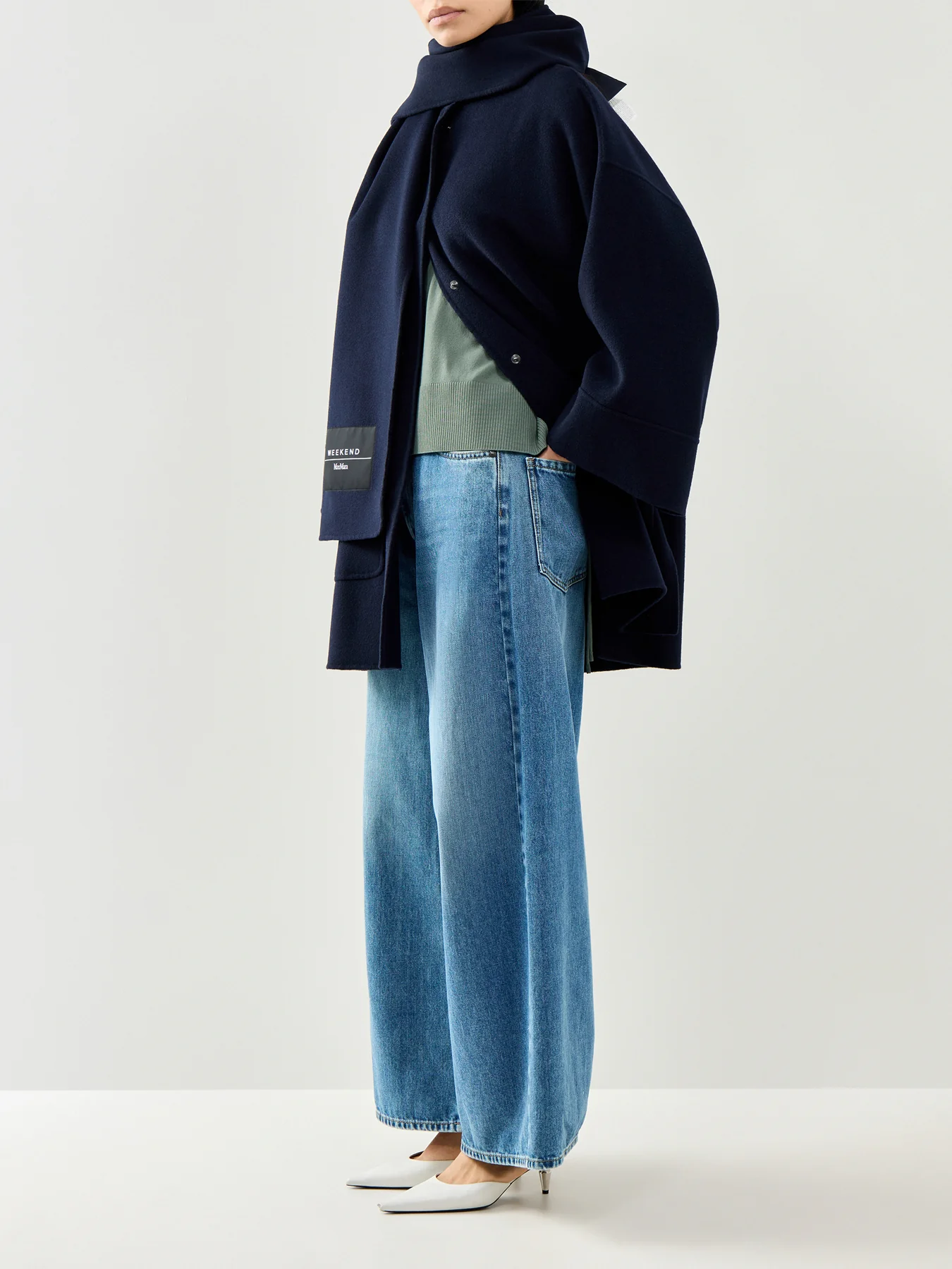 Fulcro Short Coat Navy - Image 2