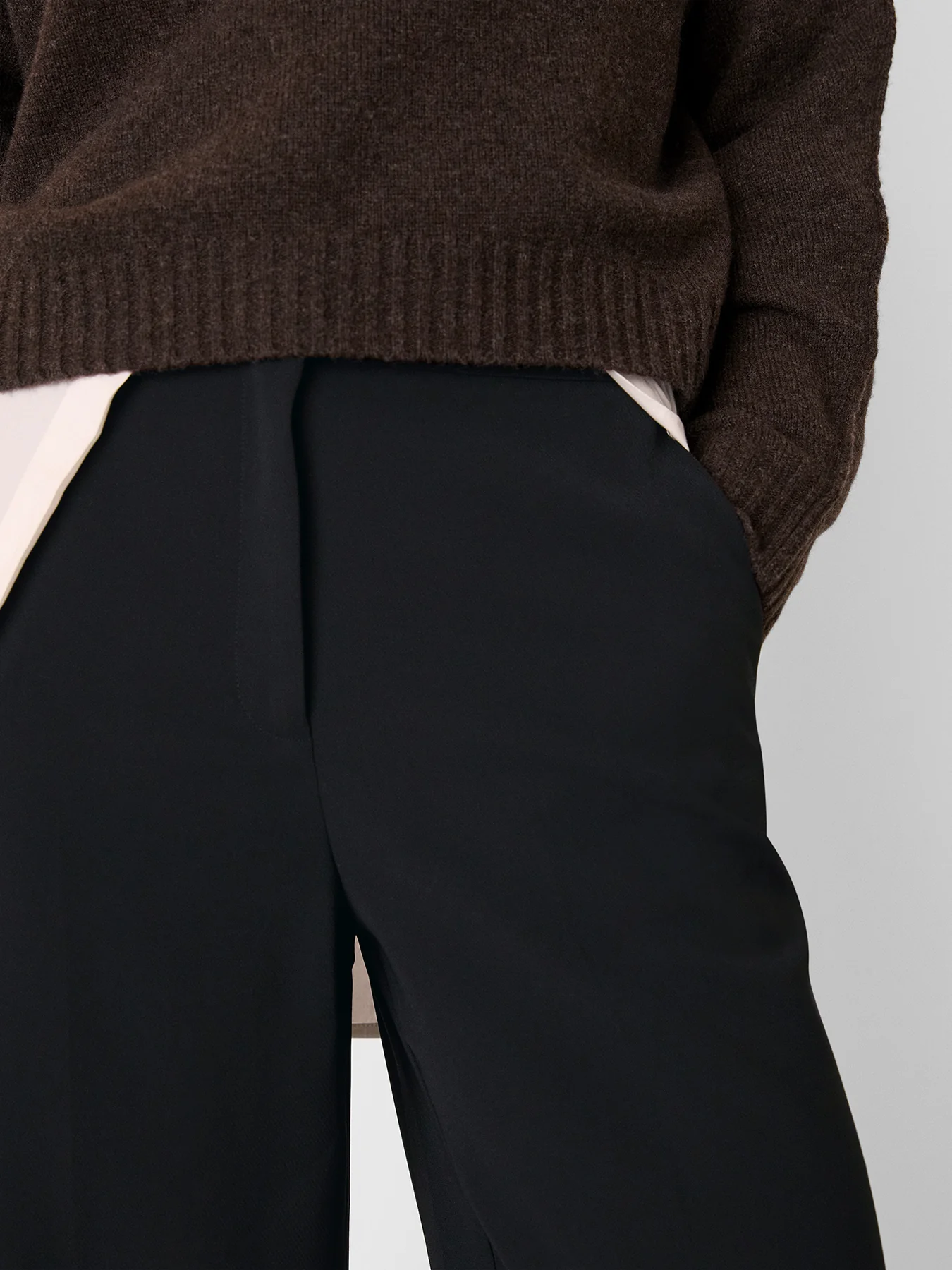 Ultimate Crepe Trouser - Image 4