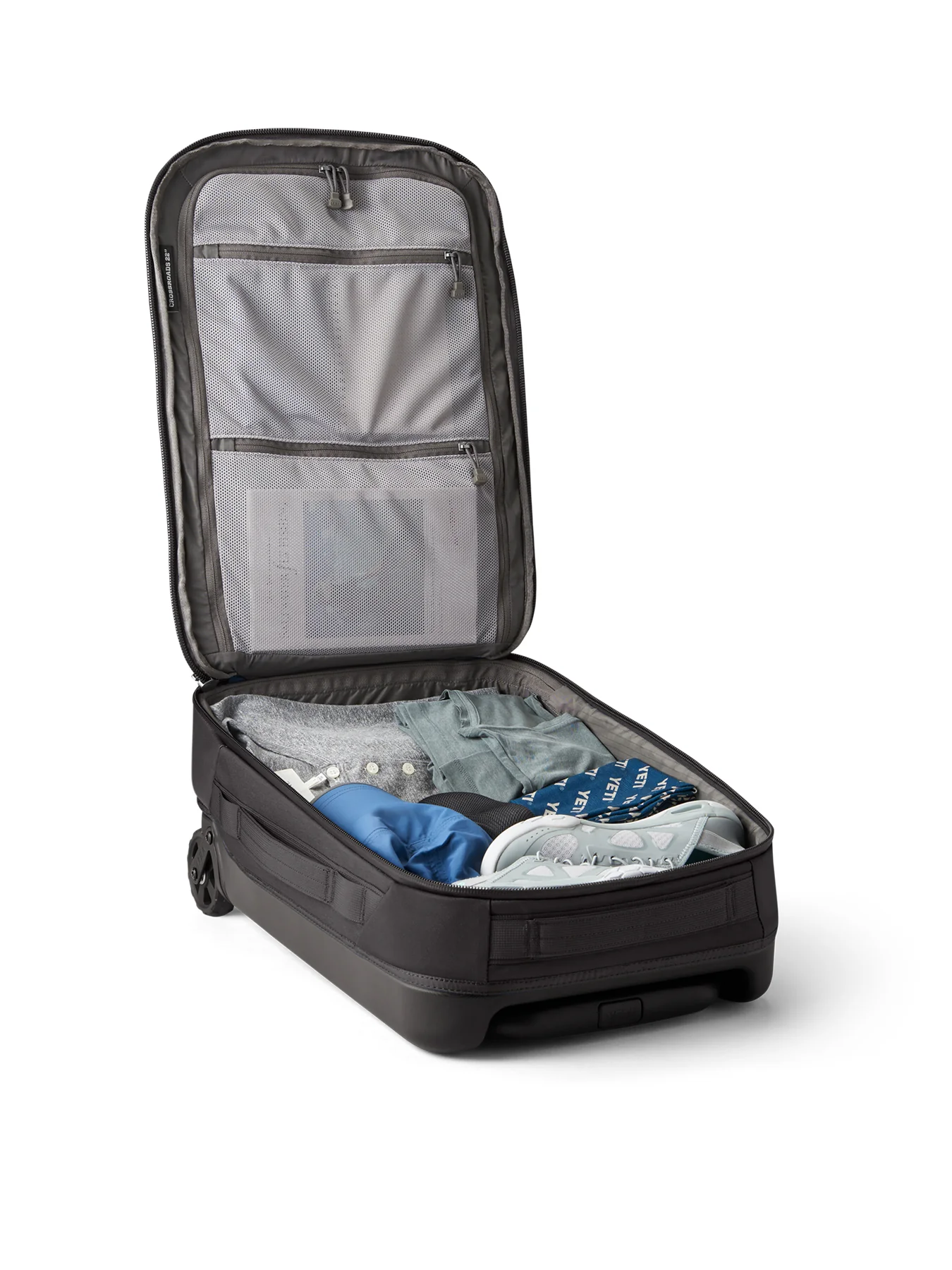 Crossroads Luggage 22 Inch - Image 4